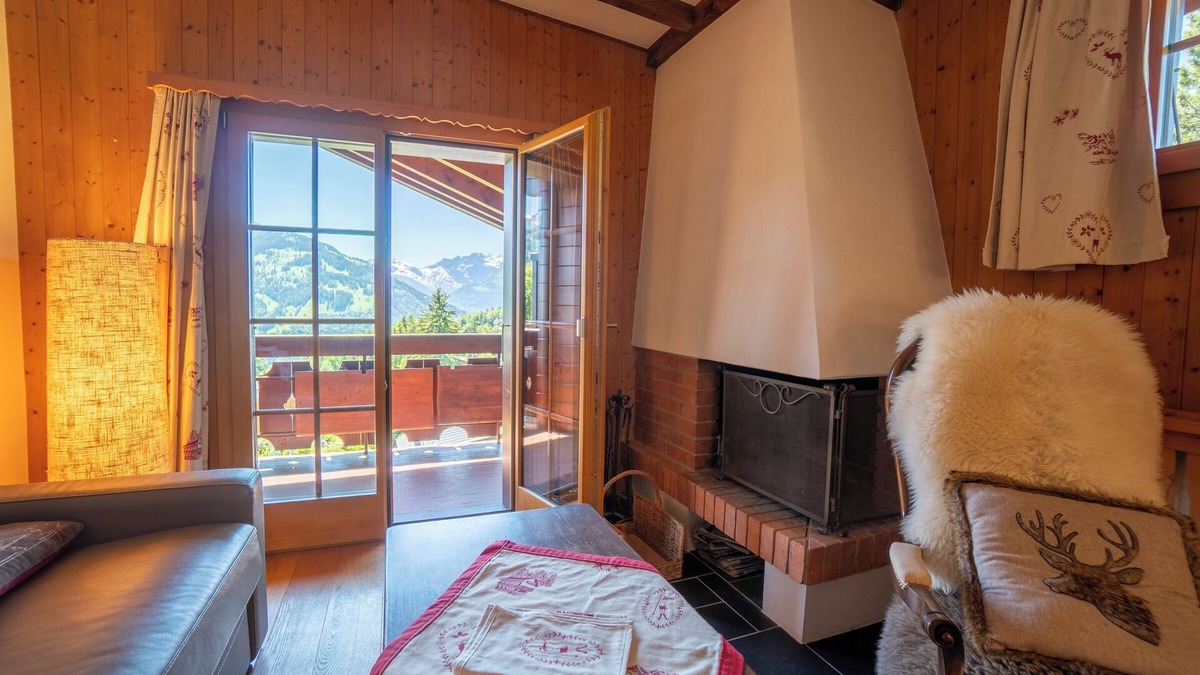 Barboleusaz Apartment | The apartment is located in La Barboleuse, approx. 150m from the Croix-de-Chaux - Gryon ski slope li