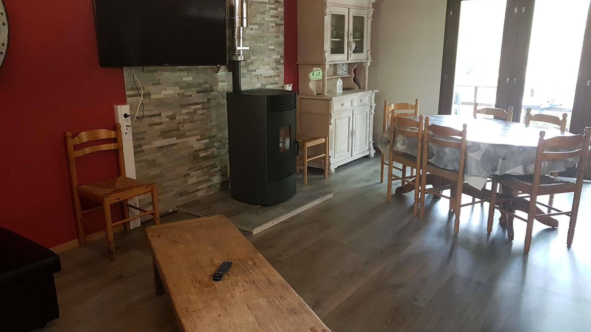 Marcouray Ski Chalet | The Ardennes. Romantic cottage near La Roche