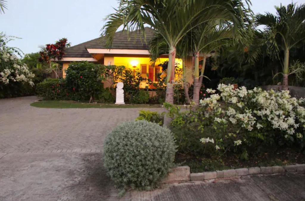 St. Ann's Bay Villa | The Artist Place Villa at Richmond Estates St Ann