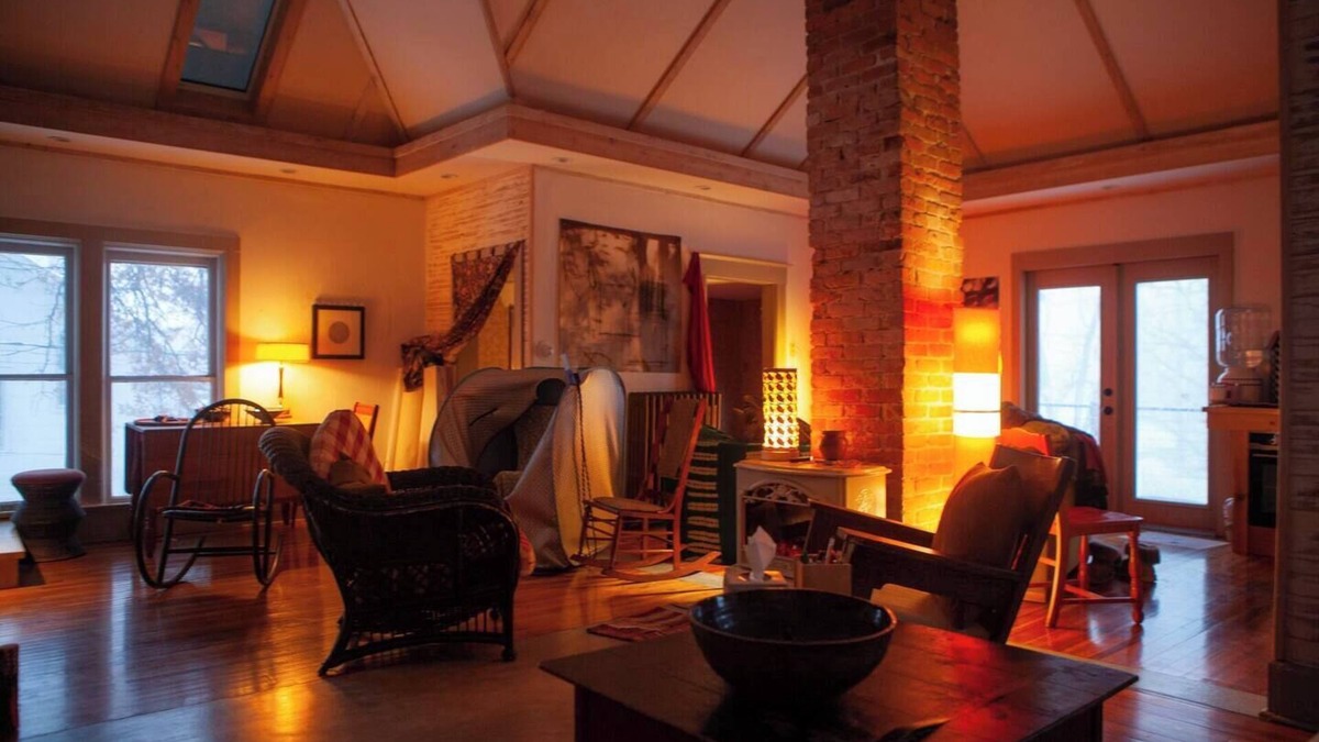 Fairfield Apartment | The Artist's Treehouse