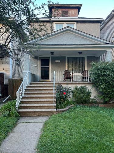 Whiting Bed & Breakfast | The Ashlin House