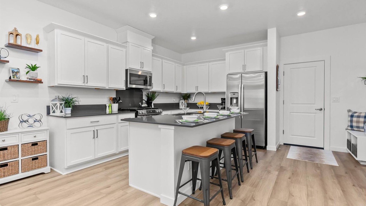 Eagle House | The "Ashtyn" New 4-bdrm townhome in Eagle w/Pool, WiFi, A/C and 2 car Garage!