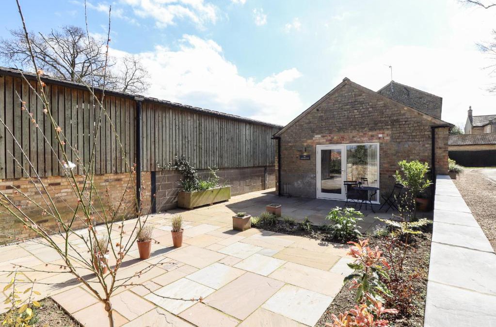 Sleaford House | The Asparagus Shed