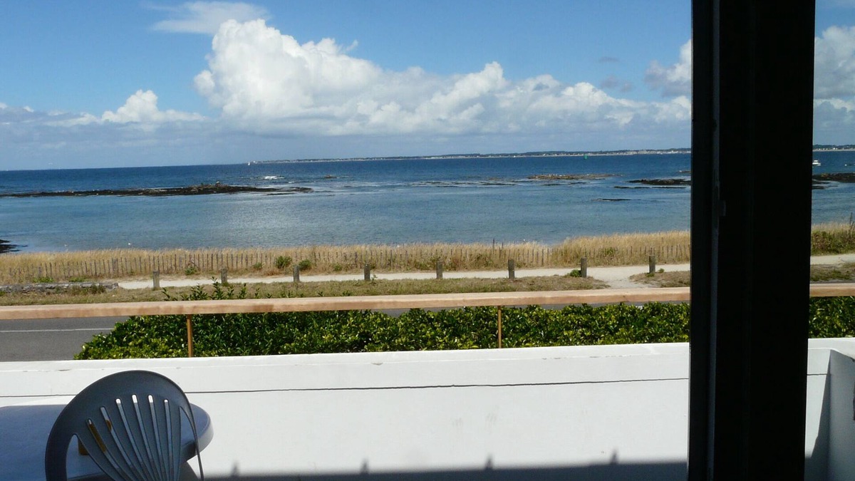 Le Croisic House | The Atlantic and the beach in front of the house.