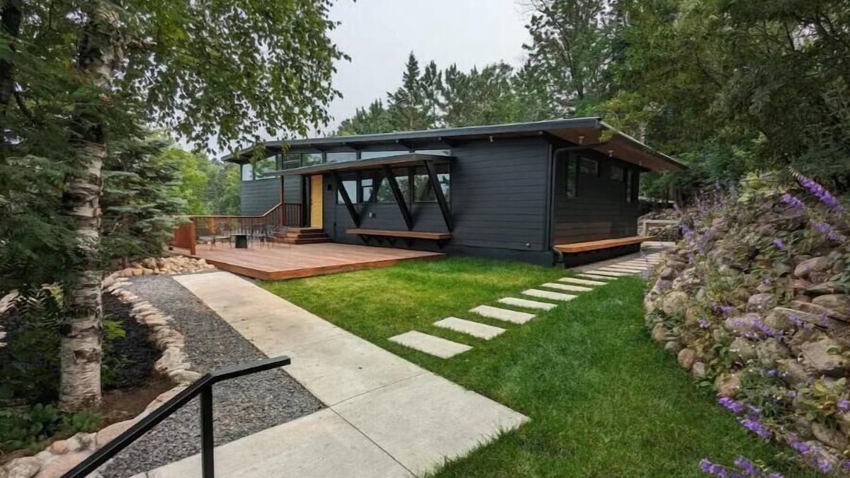 Ely House | The Atomic Lodge - Luxury Mid-Century Sanctuary