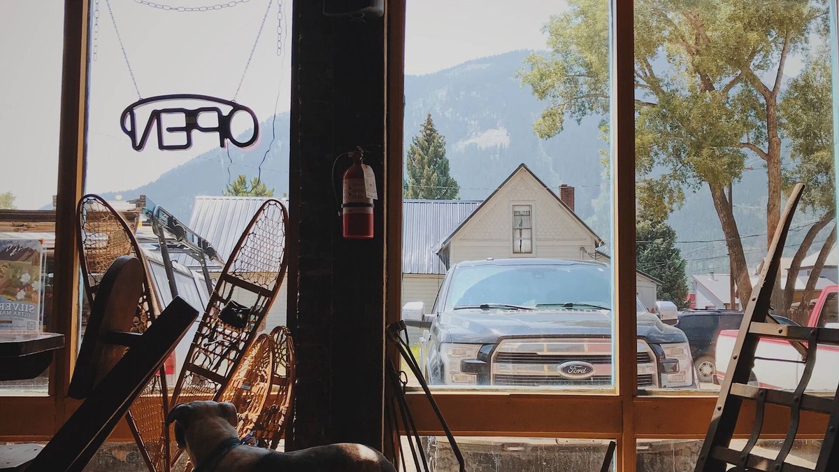 Silverton Hotel | The Avon