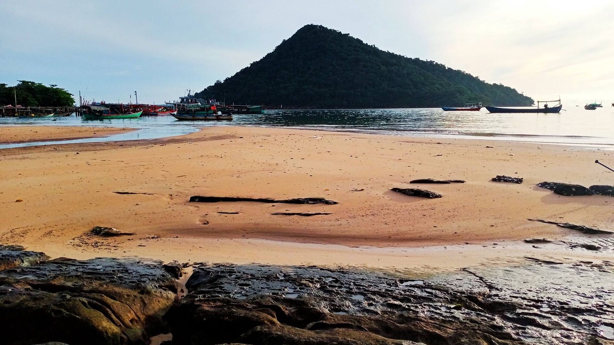 Koh Rong Sanloem House | The Azure - M'Pai Bay
