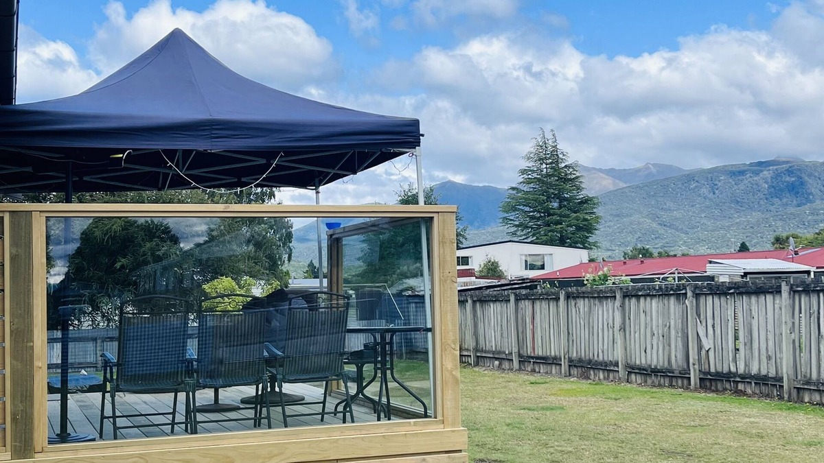 Te Anau House | THE BACH 🏡nSmall kiwi bach, close to town.