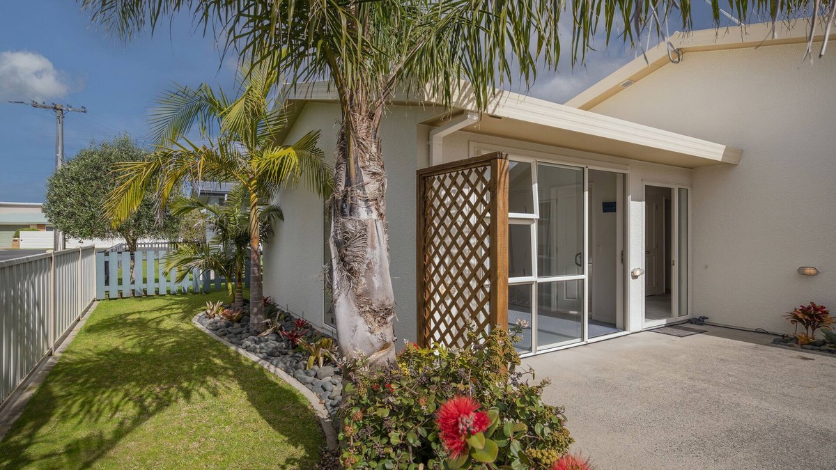 Whangamata House | The Bach - Whangamata Holiday Home