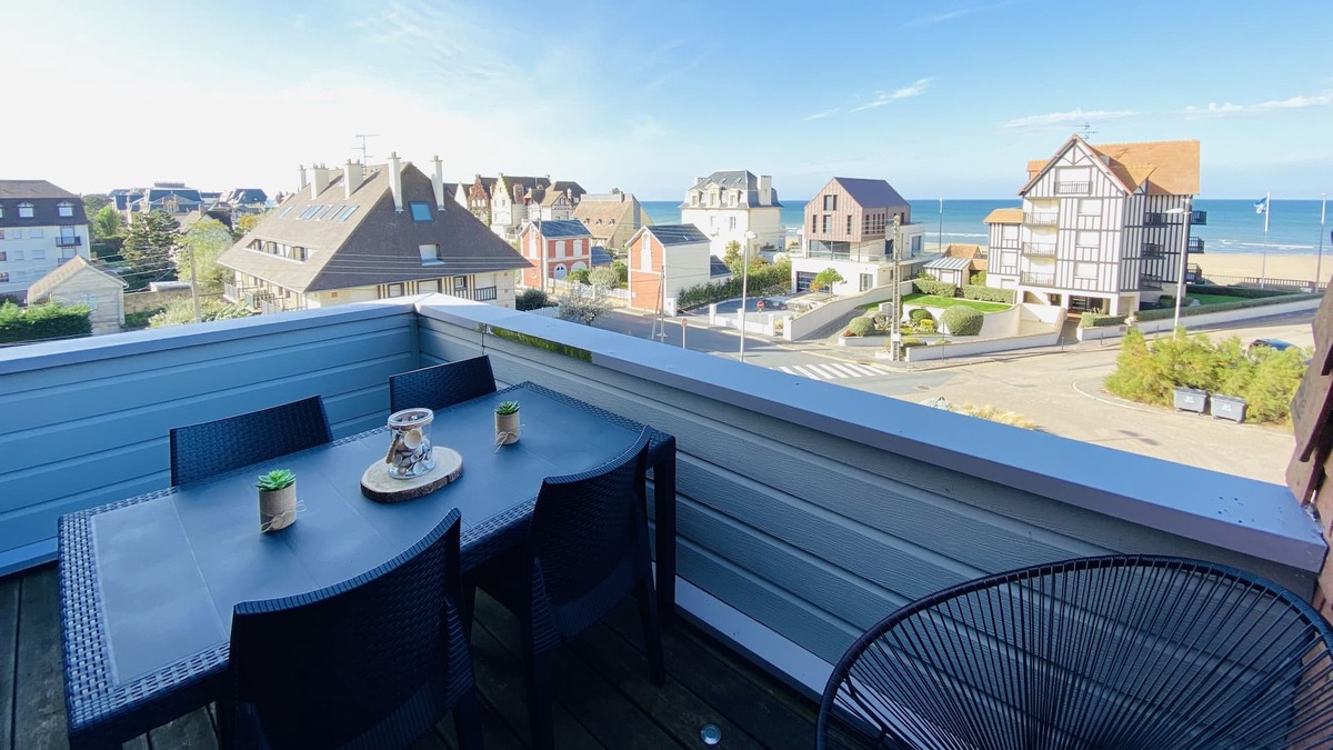 Normandy Apartment | The Balbec - Sea view