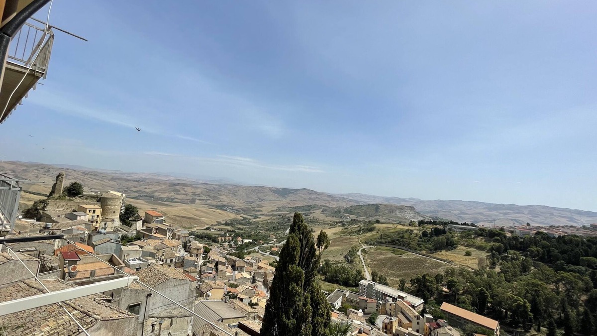 Cammarata Apartment | The Balcony on the Sicans APARTMENT
