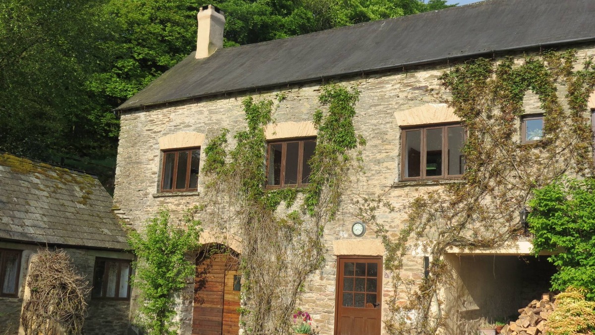 Wheddon Cross Cottage | The Ballroom at Cutthorne
