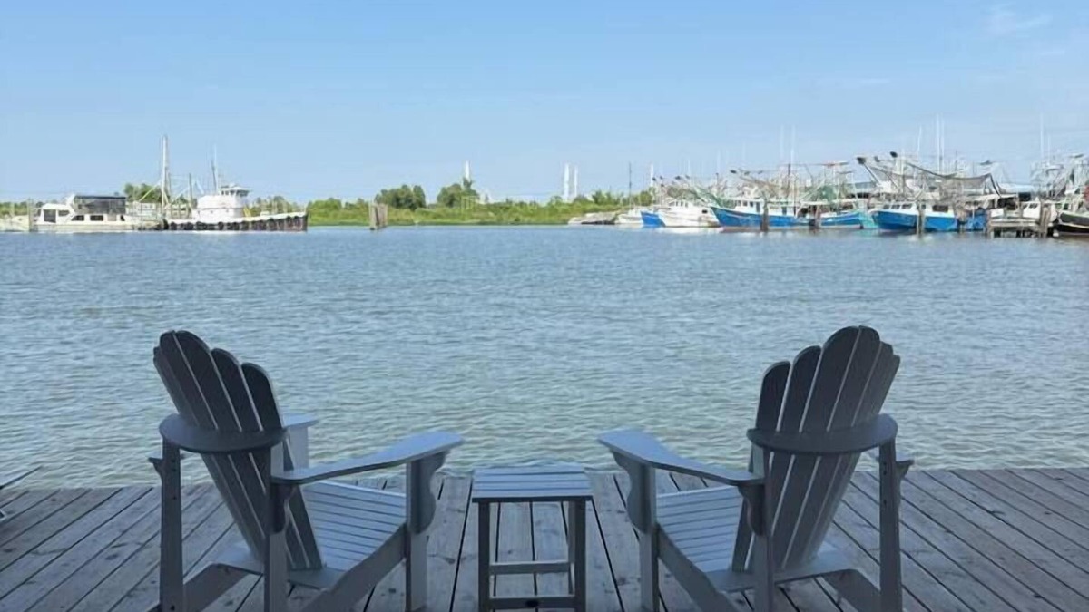Venice Boat Rental | The Barbara Joan-New Houseboat