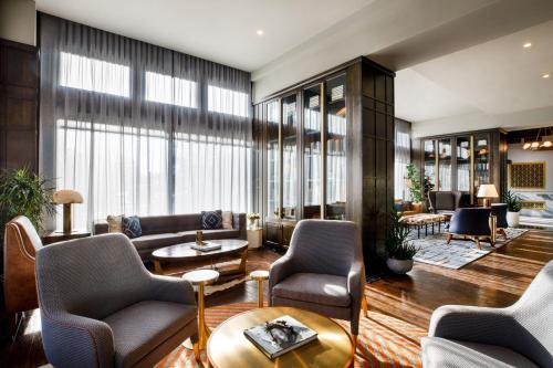 Amarillo Hotel | The Barfield, Autograph Collection