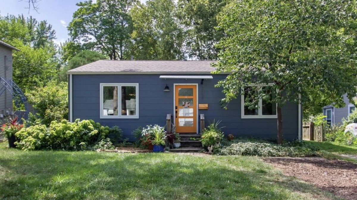 Lawrence House | The Barker Artisan