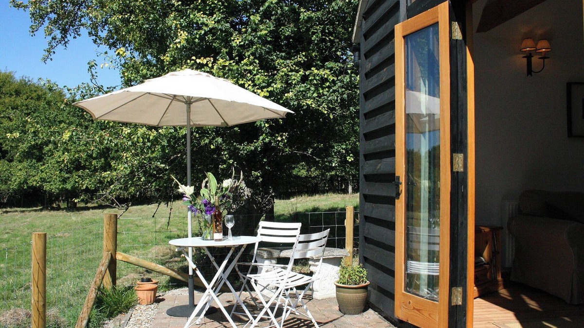 Bilting Cottage | The Barn at Fishponds