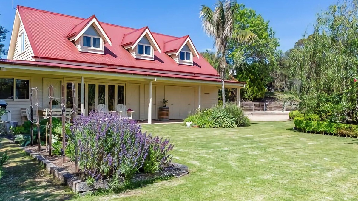 Rye House | The Barn Canterbury Homestead Peaceful Holidays