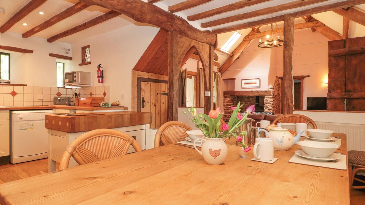 Fiddington Cottage | The Barn