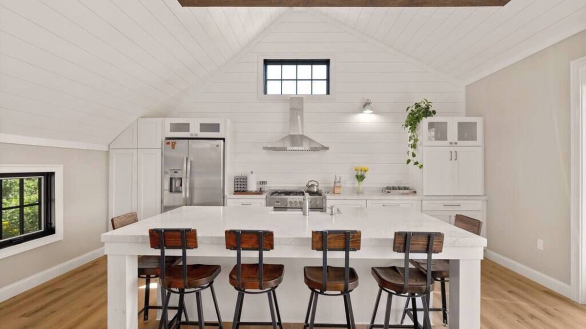 Johnson House | The Barn - Modern Living in Small Town Vermont