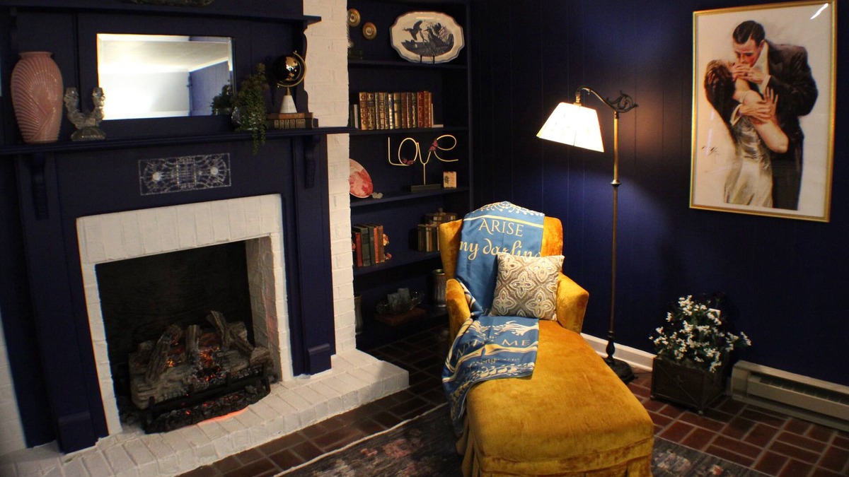 Abingdon Apartment | The Barter Green Room in Downtown Abingdon, The Barter Green Room in the heart of downtown Abingdon