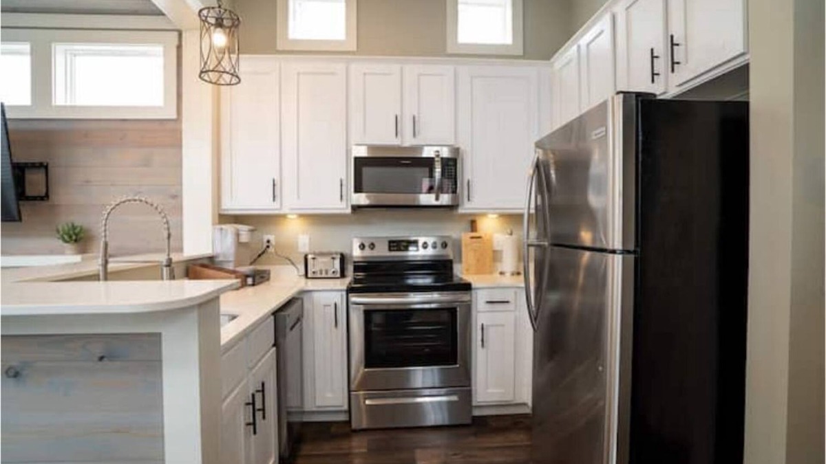 Austin Cabin | The Barton - Luxury Tiny Home in Austin, TX