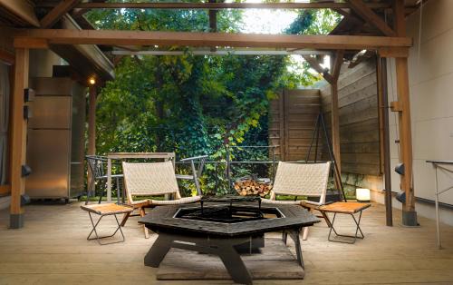 Miyakami Cabin | The BASE GLAMPING YUGAWARA