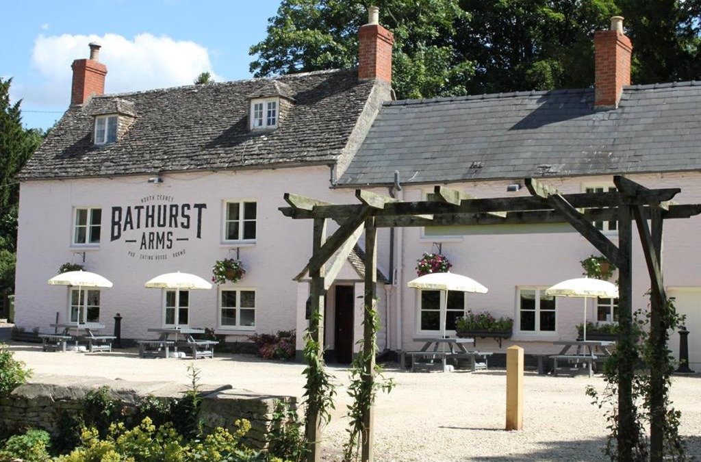 North Cerney Hotel | The Bathurst Arms