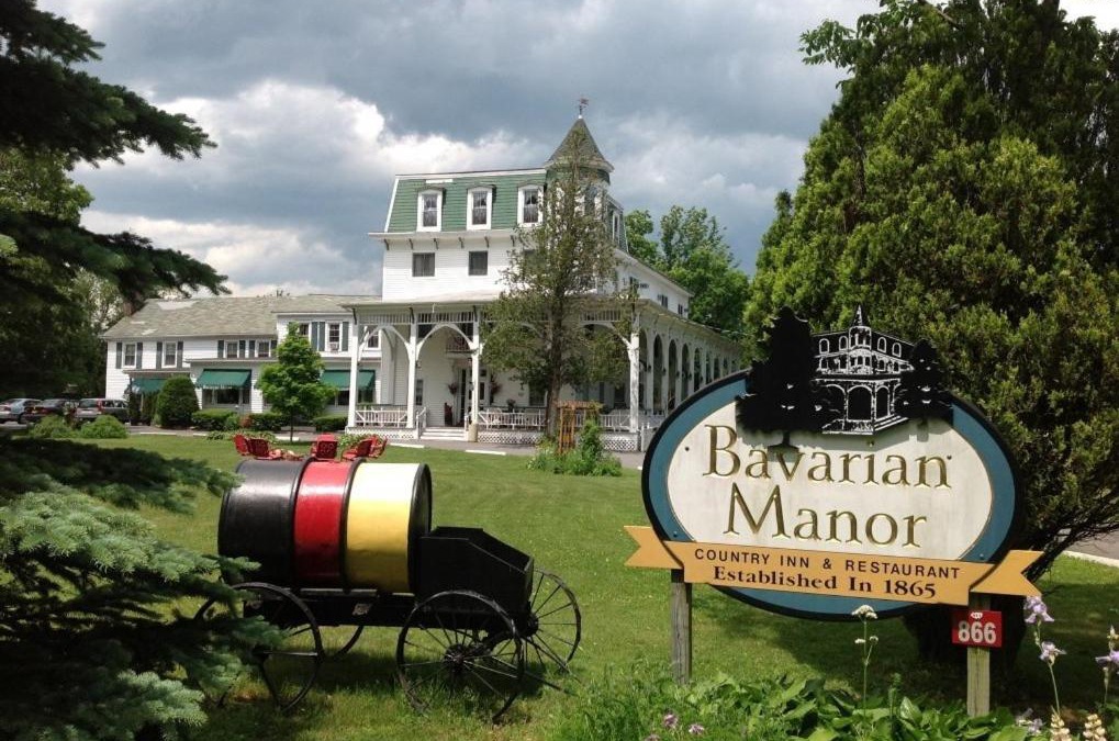 Purling Bed & Breakfast | The Bavarian Manor Hotel