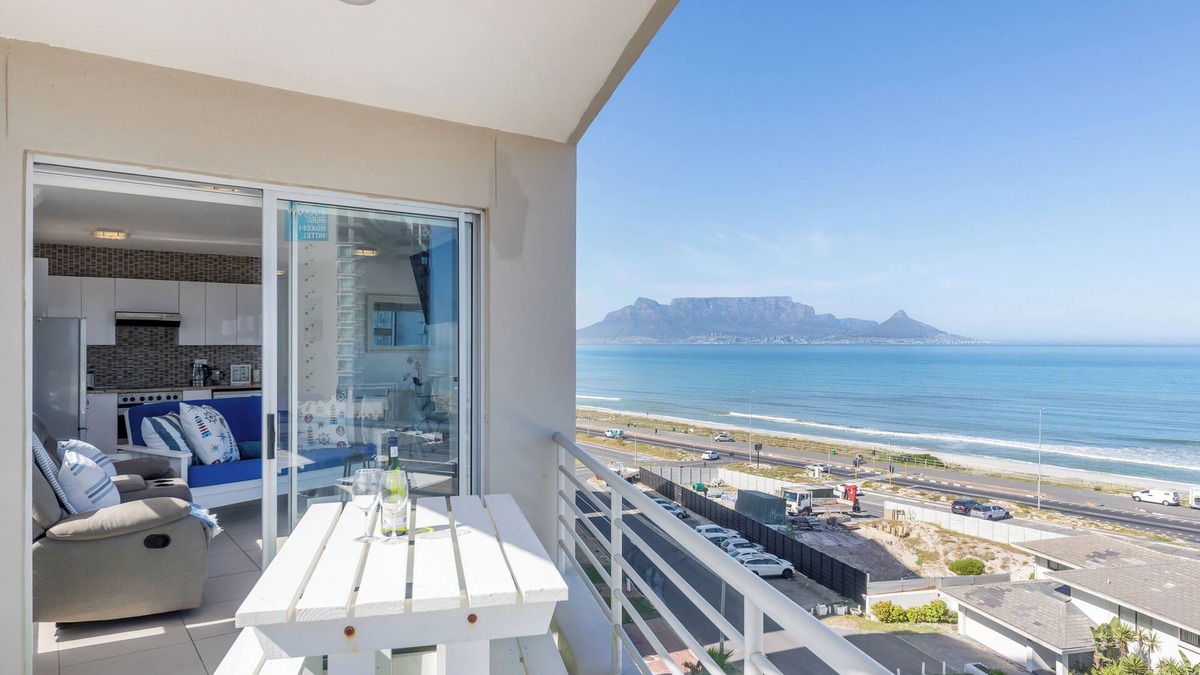 West Beach Apartment | The Bay A501 by HMH