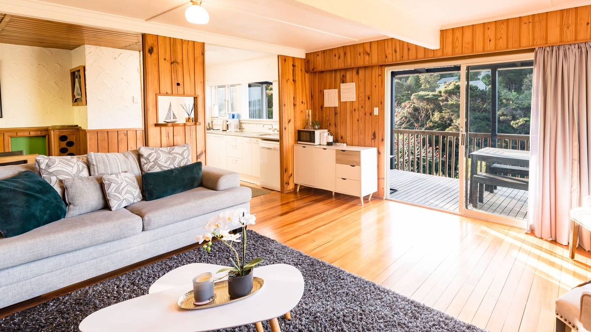Paihia House | The Bay Bach, Paihia, Bay of Islands NZ