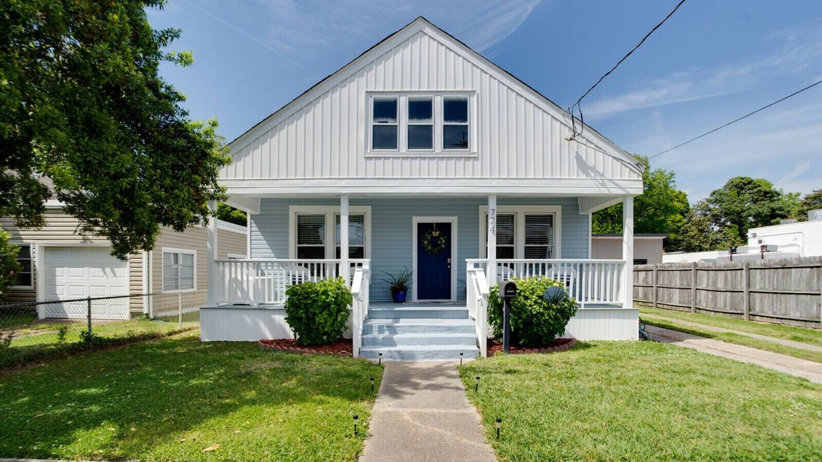 Bayview House | The Bay House Bungalow and Loft - Norfolk VA.