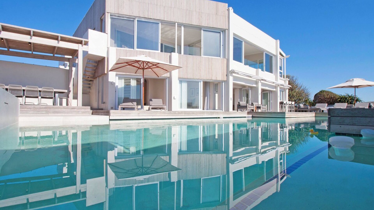 Redhill Villa | The Bay House - Luxury Beachside Villa, Kommetjie, Cape Town