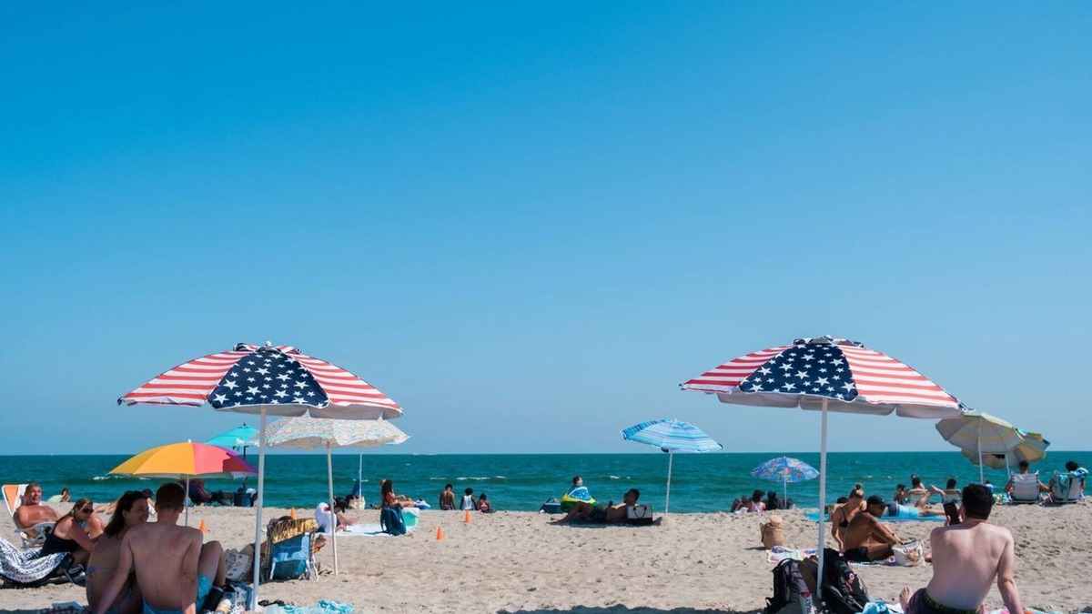 Queens House | The Beach House NY, a beach block home in Far Rockaway with a vibe