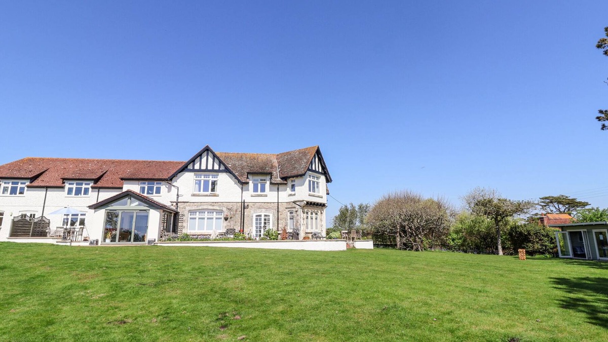 Beer Cottage | THE BEACH HOUSE, pet friendly, character holiday cottage in Beer
