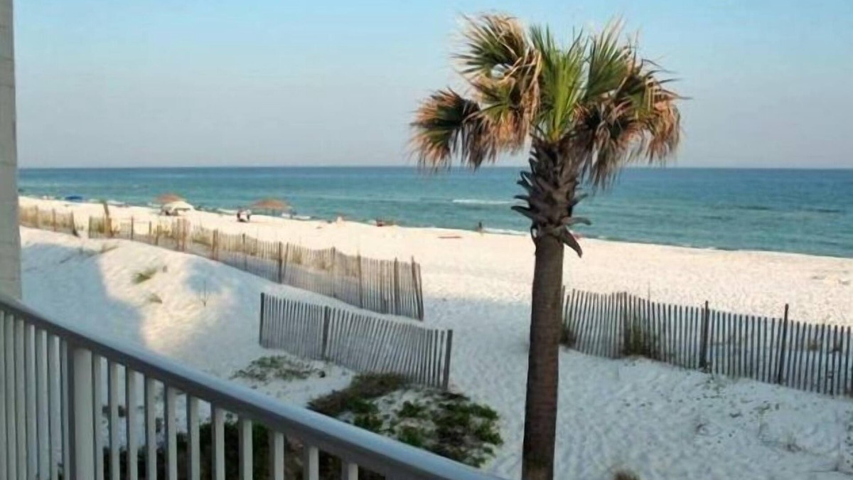 Fort Walton Beach Condo | The Beach is your back yard!