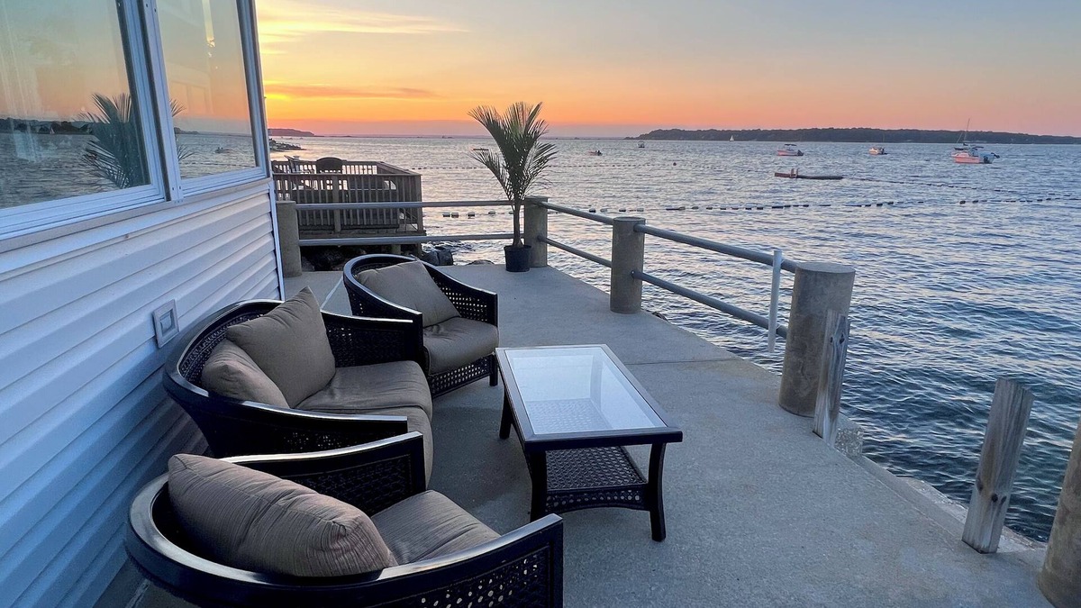 Huntington House | The beach is your backyard! Waterfront Home in Long Island's Huntington