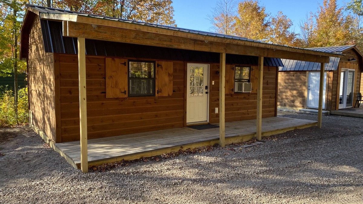 Elmira Cabin | The Bear Trap