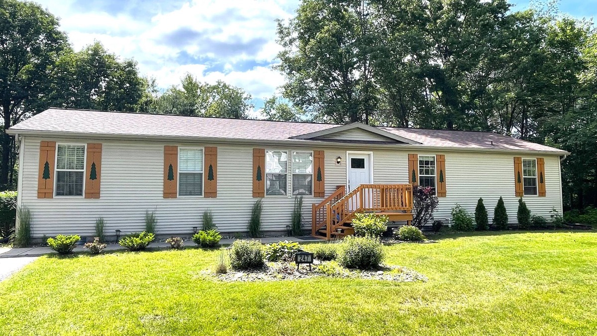 Spring Brook House | The Bears Den @ Spring Brook Resort