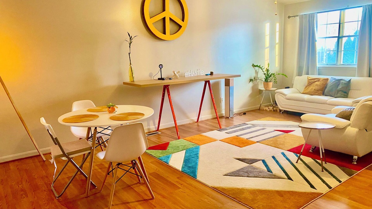 Lochearn House | The Beatles Blue- Your Best Stay!
