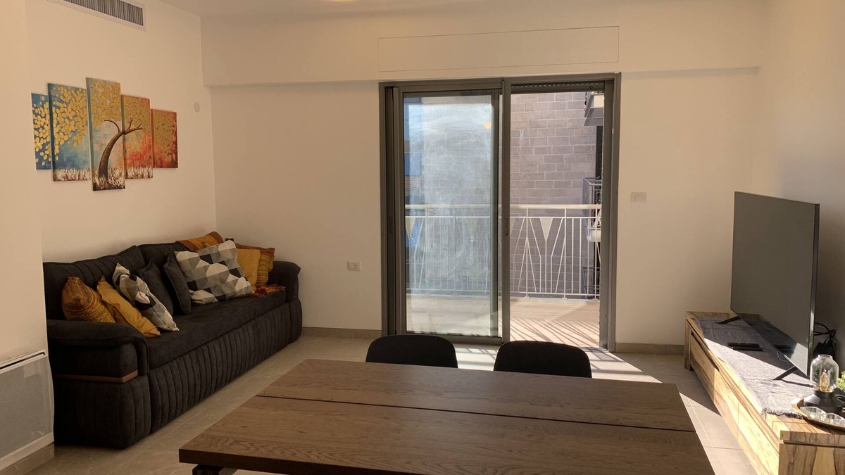Mea She'arim Apartment | the beautiful house