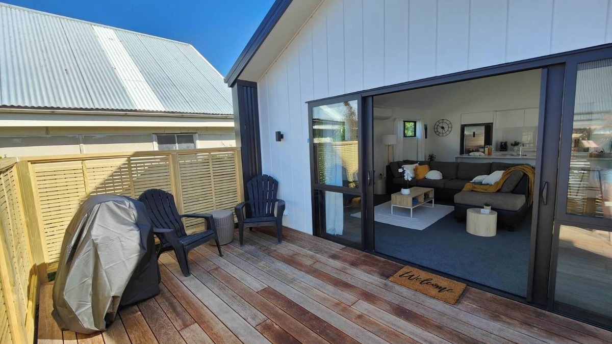 Woolston House | The Beautiful Trio – 3 Homes for One Group
