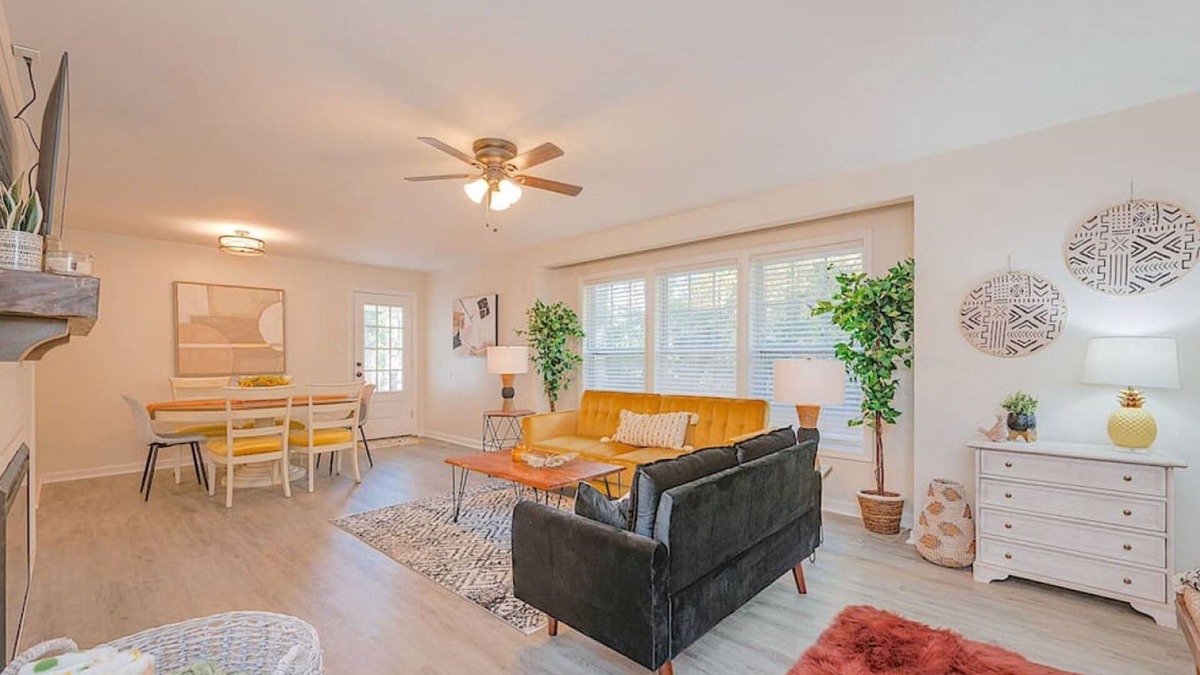 Central Newport News House | The Beehive New 4 Bedroom Listing Next to CNU