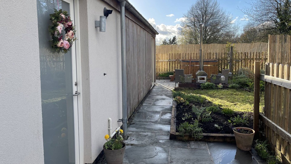 Rewe Cottage | THE BEEHIVE, pet friendly, character holiday cottage in Stoke Canon