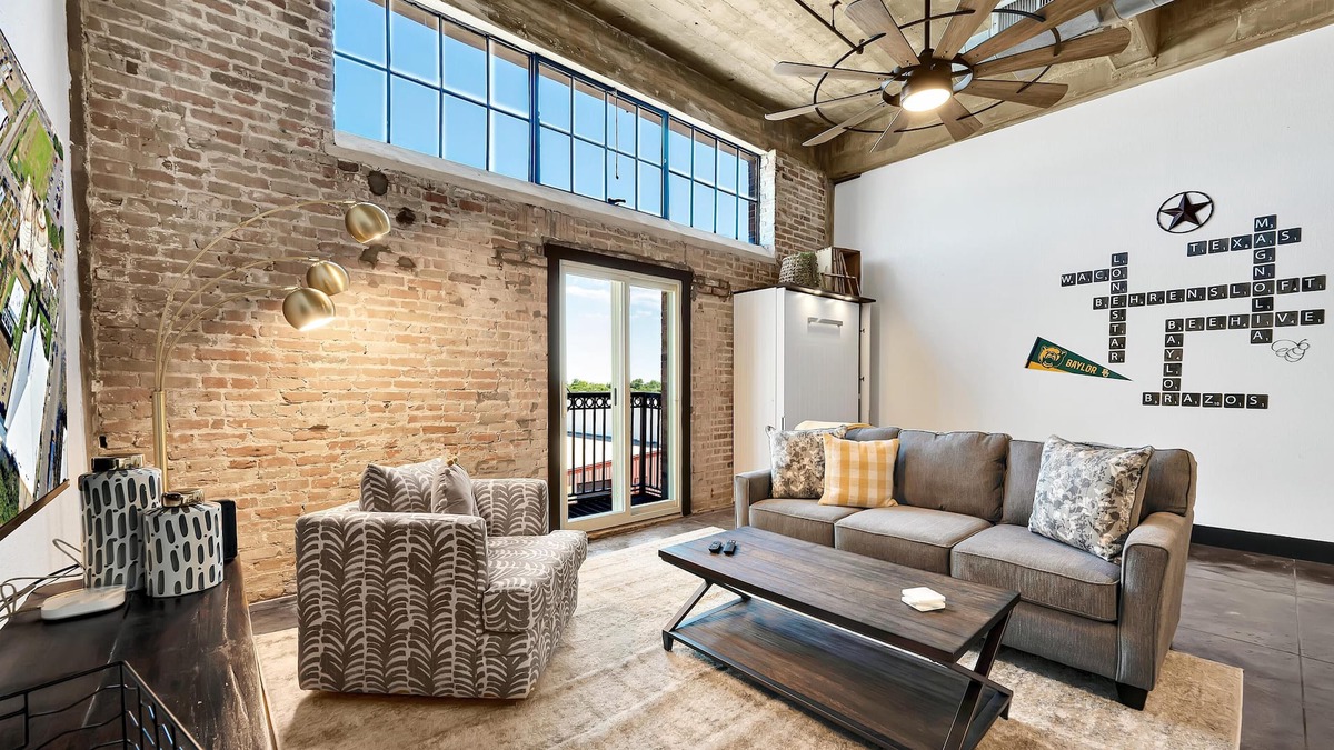 Brazos Condo | The Beehive - The Buzz of Downtown Waco