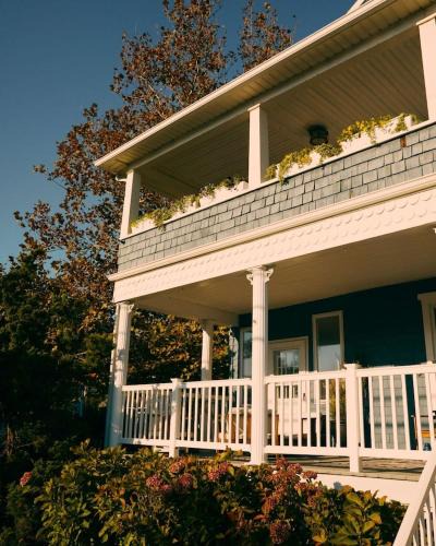 Avon Hotel | The Bentley Inn