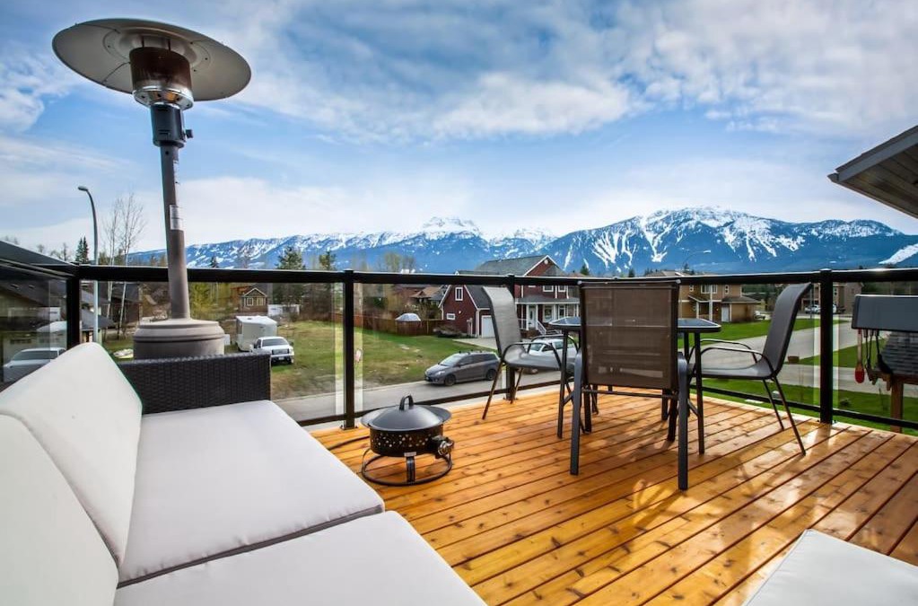 Revelstoke Apartment | The best 2 bedrooms suite in Revelstoke!