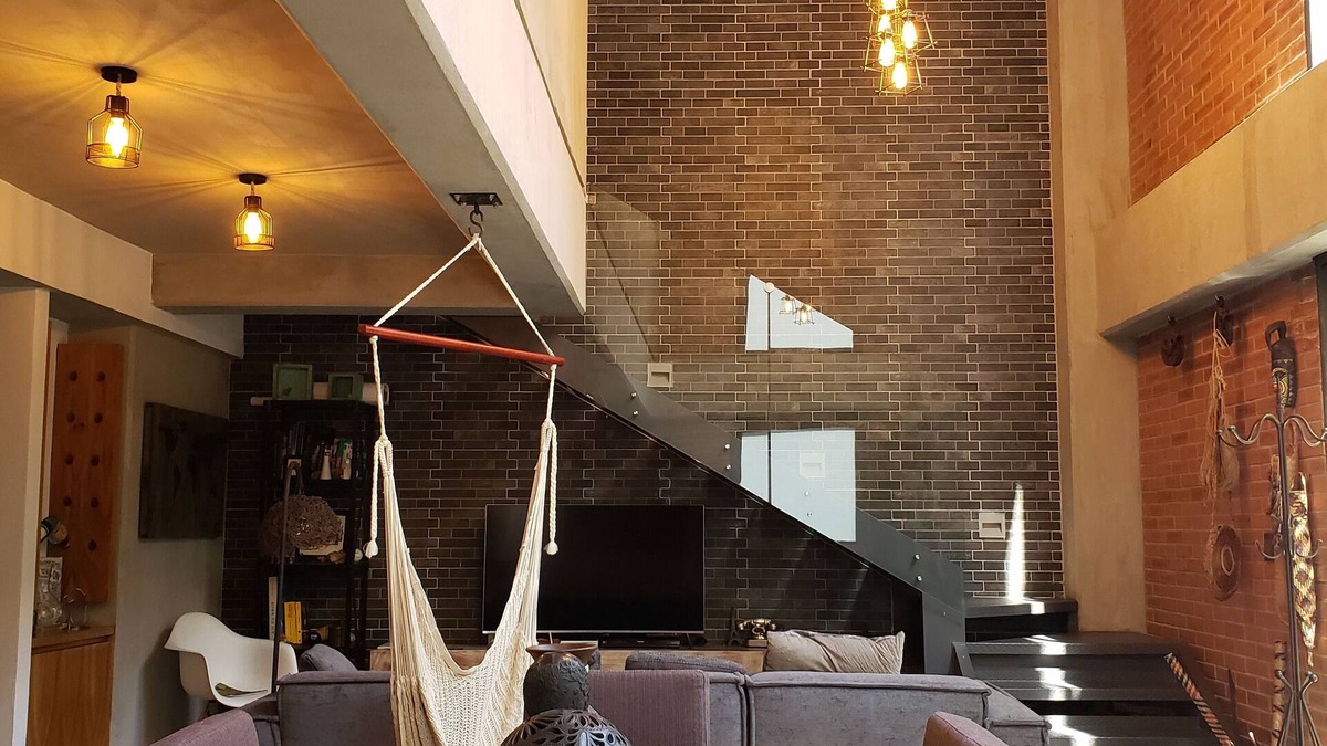 Lafayette Apartment | The Best Loft in Americana couples/singles
