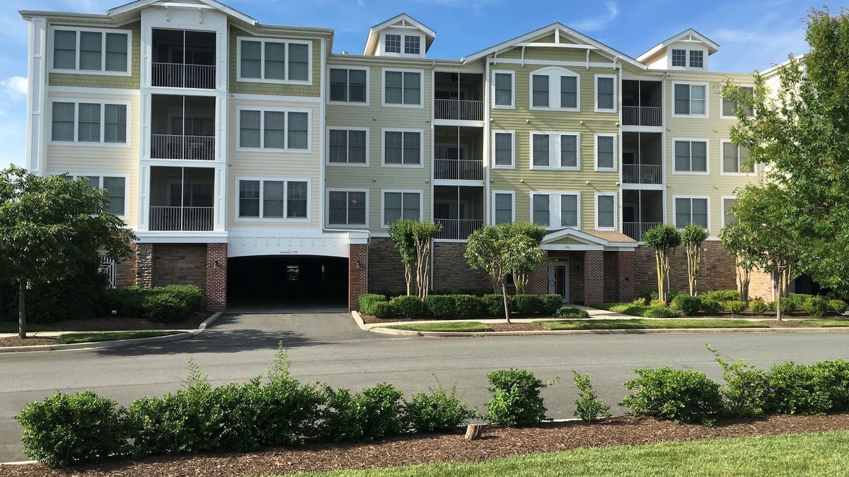 Sun Ridge Condo | The Best of Bayside! Newly Furnished Designer Condo - *Steps to Pool and Golf*