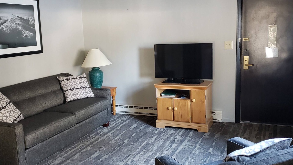 North Conway Condo | The Best of Both Worlds!