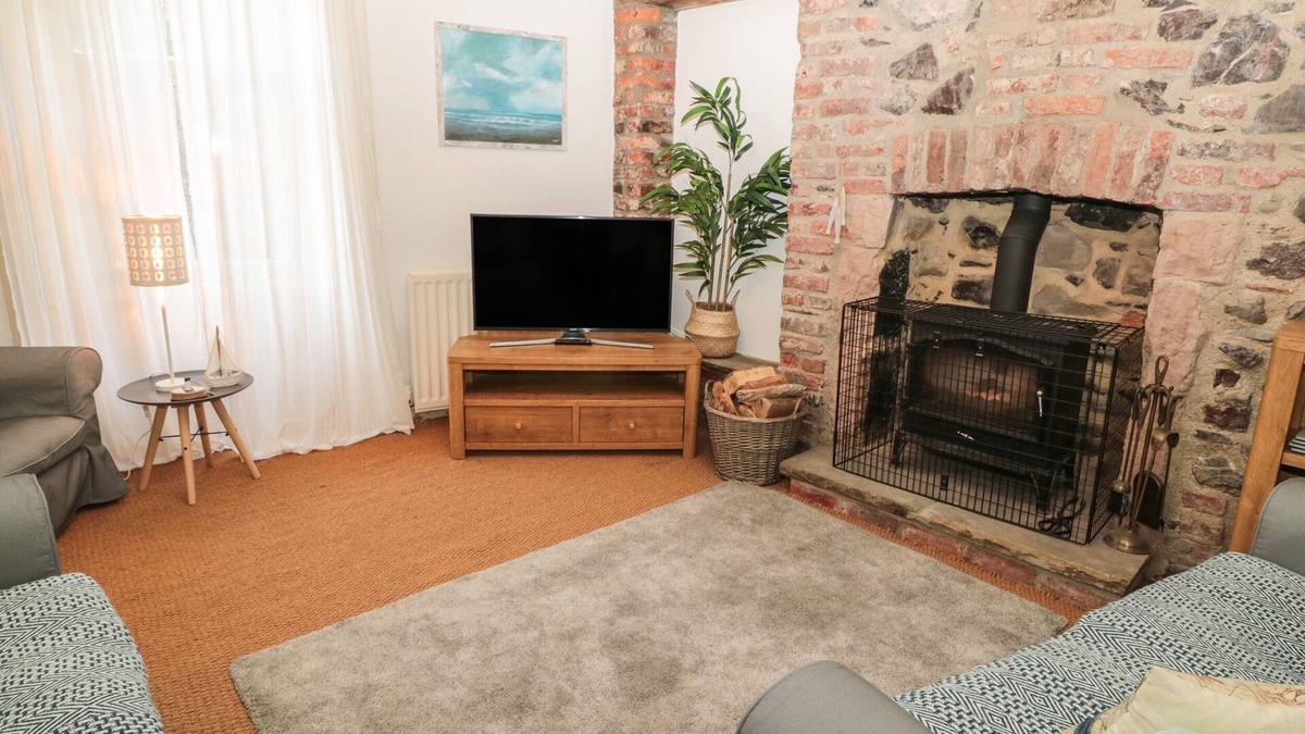 Eyemouth House | THE BIELD, pet friendly, country holiday cottage in Eyemouth